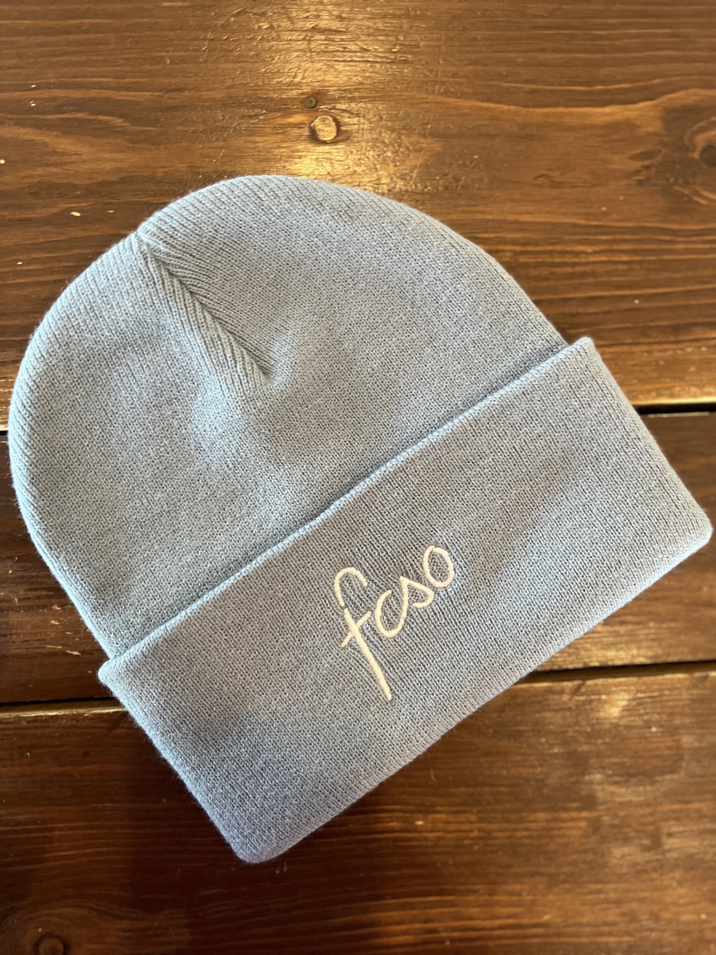 Limitiertes Black Week-Angebot! Wintermütze in vielen Farben mit Stick-Logo