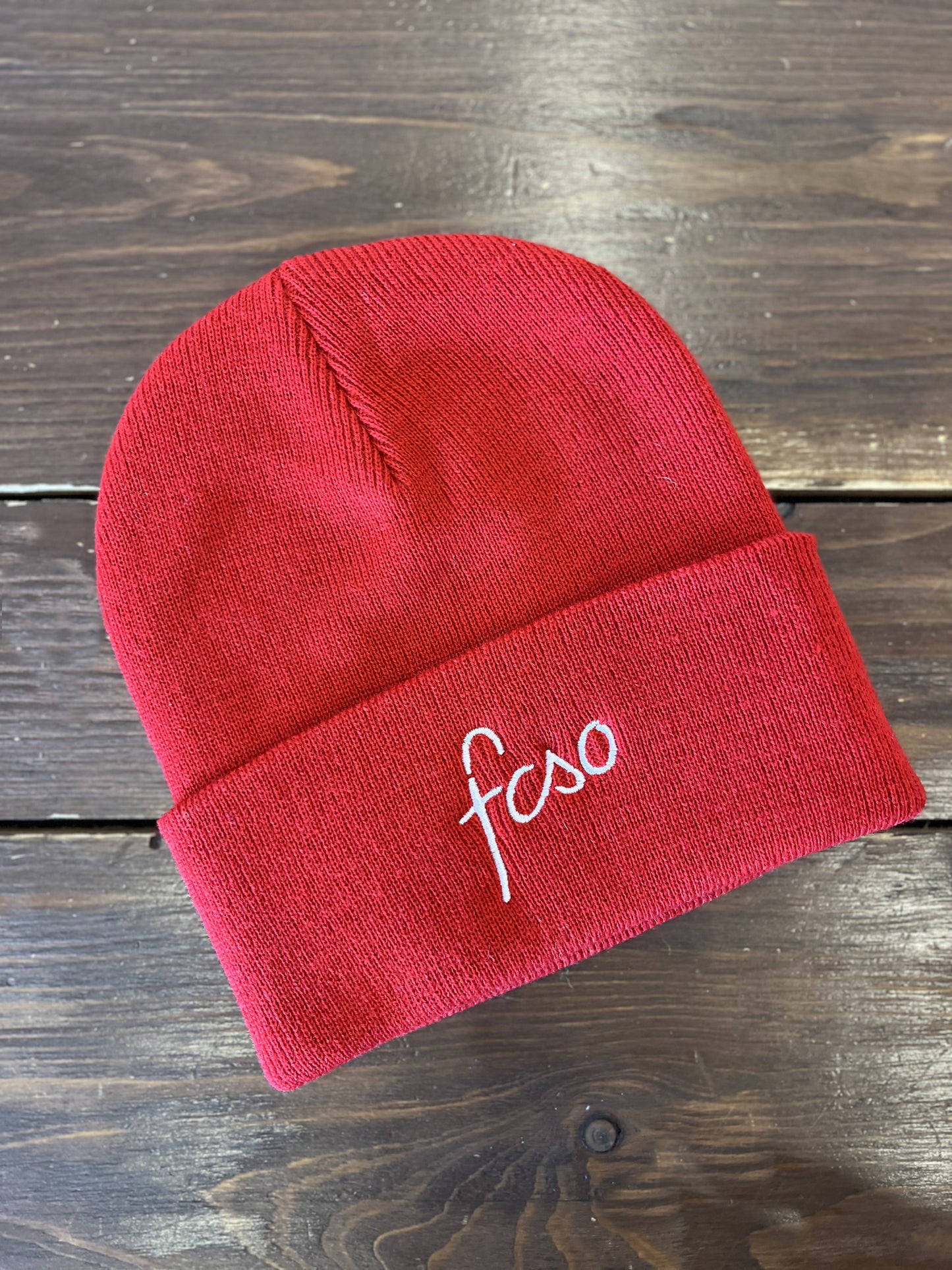 Limitiertes Black Week-Angebot! Wintermütze in vielen Farben mit Stick-Logo